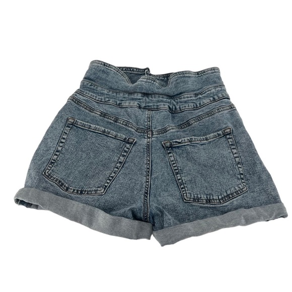 No Boundaries High Rise Jean Shorts Size 7 Women’s - Picture 3 of 4